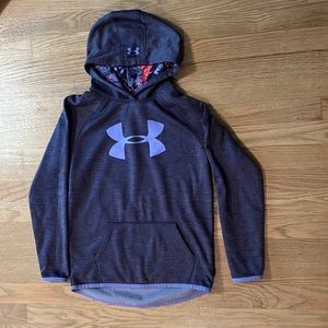 Under Armour sweatshirt